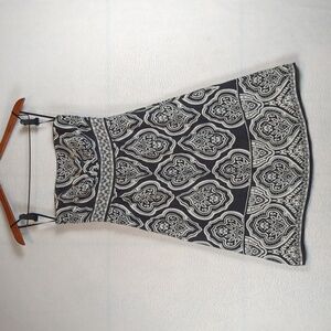 White House Black Market Patterned Satin Strapless dress‎ 0